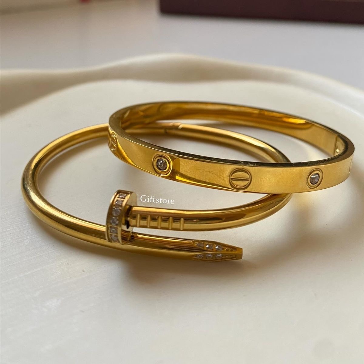 الأسئلة الشائعة