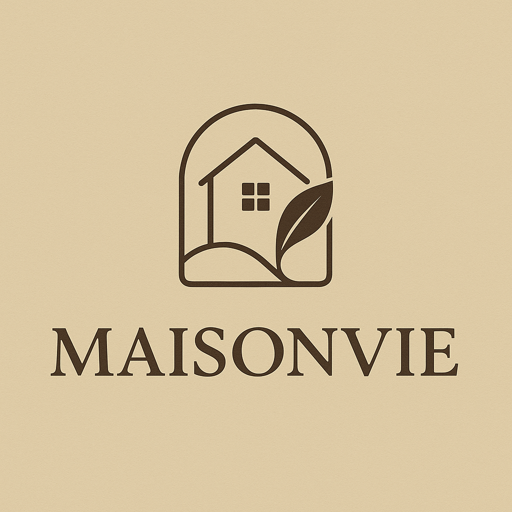 M̅A̅I̅S̅O̅N̅V̅I̅E̅